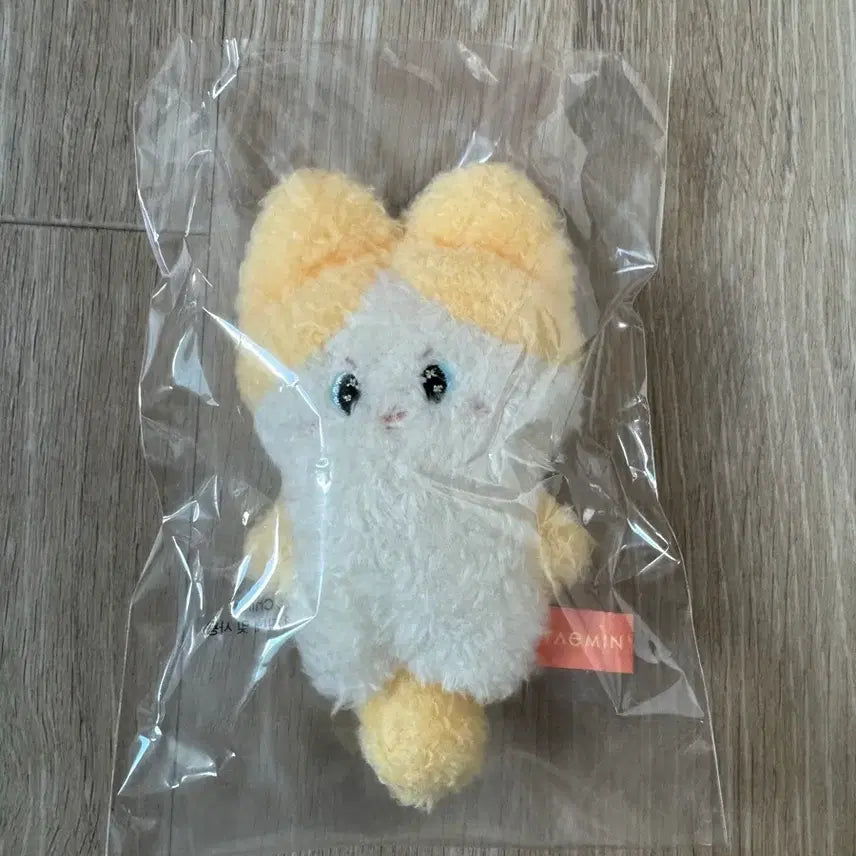 [BUNJANG] Taemin Fanclub Doll (Sealed) / 태민 팬클럽 인형(미개봉)