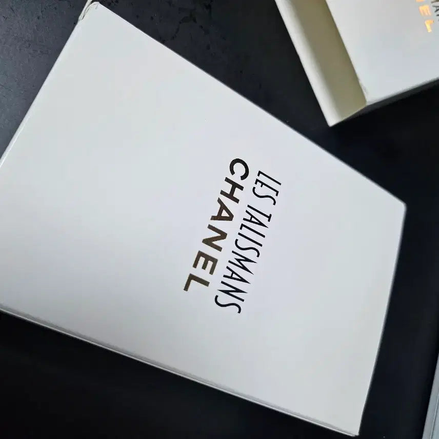 [BUNJANG] Chanel Trump Card Set / 샤넬 트럼프카드 팝니다.
