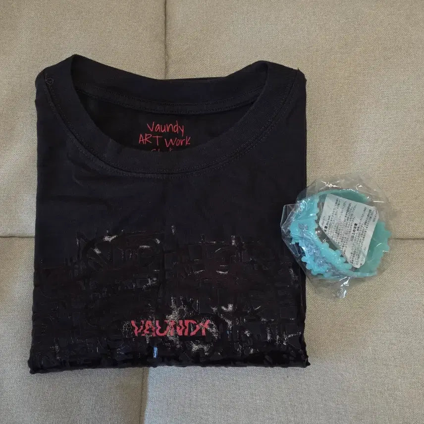 [BUNJANG] Vaundy Fusion Band T-Shirt &amp; Rubber Band Set / 2종SET]바운디 vaundy 티셔츠 콘서트 굿즈 fusion 밴드