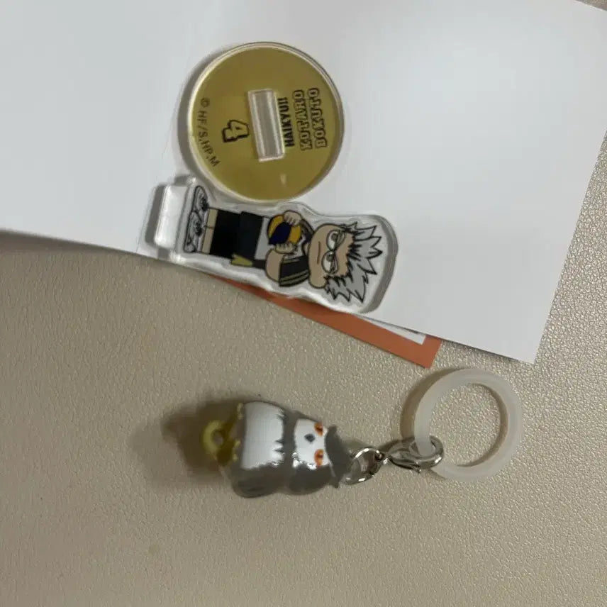 [BUNJANG] Haikyu!! Bokuto Koutarou Jirori Acrylic Stand &amp; Connecting Charm Set / 하이큐!! 보쿠토 지로리 아크릴+연결 참 메지루시 일괄