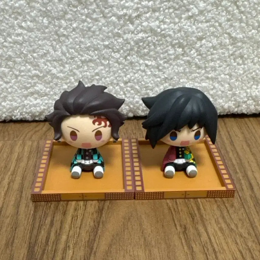 [BUNJANG] Demon Slayer Giyu, Tanjiro Chokonokko Figure Set / 귀멸의 칼날 기유, 탄지로 초코노코