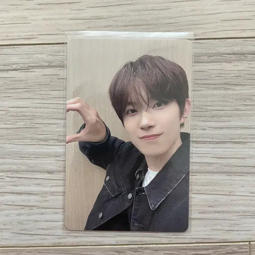 [BUNJANG] ALPHADRIVEONE ALD1 Tous les Jours Photocard Geonwoo Kim Geonwoo / 알파드라이브원 ALD1 뚜레쥬르 포토카드 건우 김건우