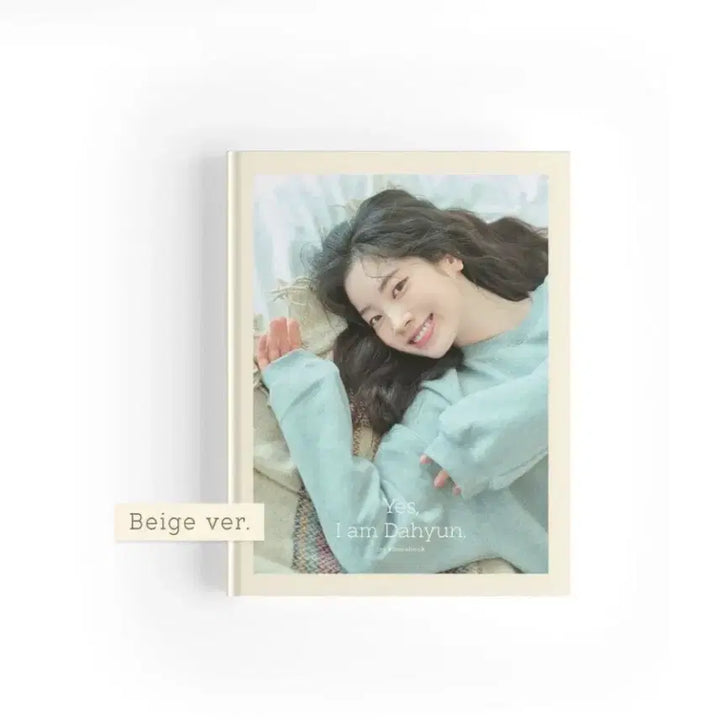 [BUNJANG] Twice Dahyun Yes, I am Dahyun Photobook / 트와이스 다현 포토북 Yes, I am Dahyun.