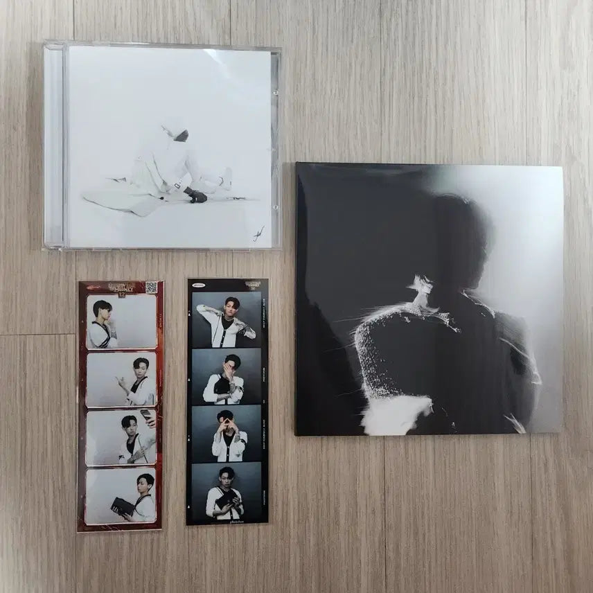 [BUNJANG] Royal44 CD Bundle Set Photocard / 일괄) 로얄44 royal44 cd 포토이즘 스내피즘 판매합니다!