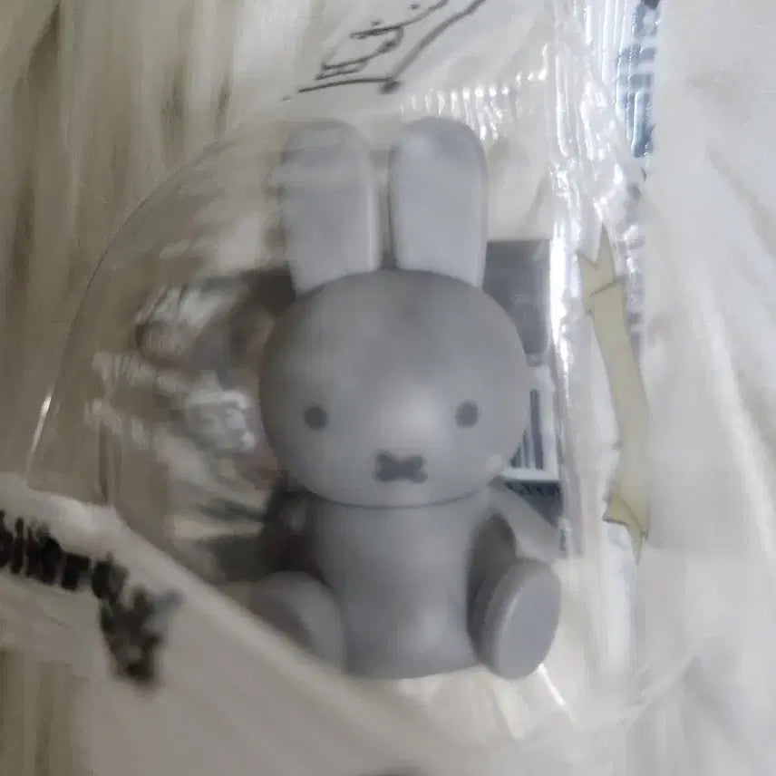 [BUNJANG] Miffy Mini Figure Dark Solid A / 다이소 미피_미니 피규어_다크 솔리드 A
