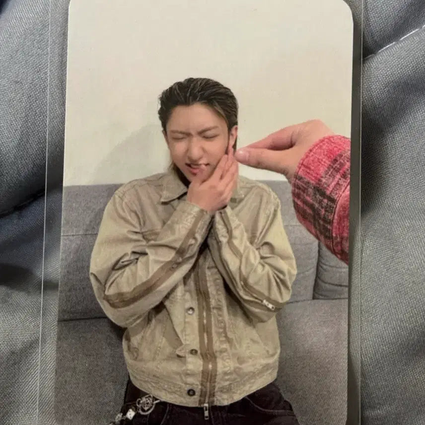 [BUNJANG] Everline Lucky Draw Woojin Photocard / 롱샷 우진 포카 양도( 에버라인luckydraw)