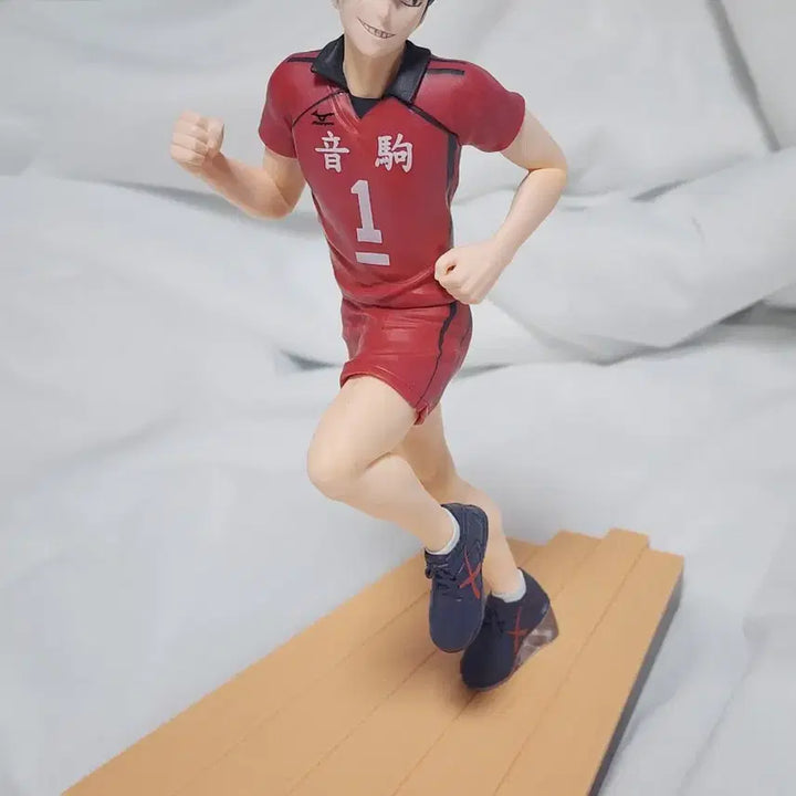 [BUNJANG] Sega Haikyuu!! Tetsuro Kuroo &amp; Kenma Kozume Figures Bundle (Unsealed) / 세가 하이큐 피규어 2개 일괄(단순개봉)