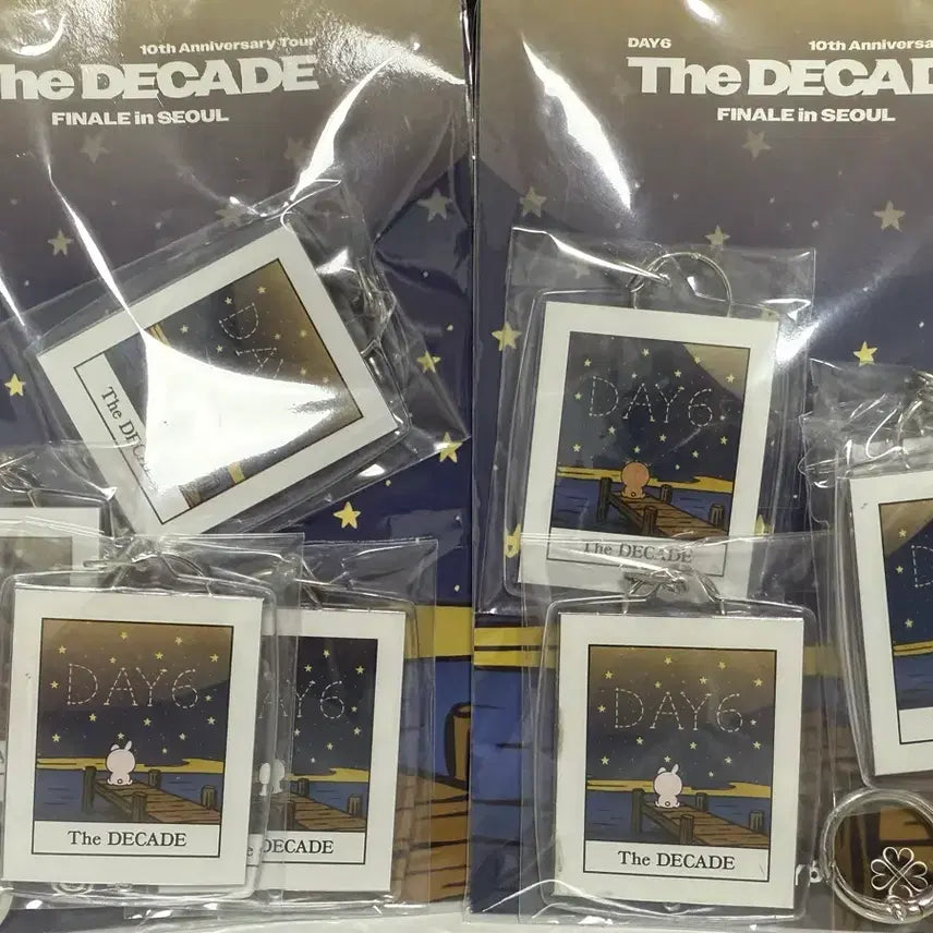 [BUNJANG] Day6 Decade Encore Fan Gift Keychain (Sealed) / 데이식스 굿즈