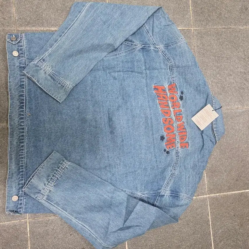 [BUNJANG] BTS Jin RUN SEOKJIN Denim Jacket Photocard Set / 위버스의 BTS [RUN SEOKJIN] Denim Jacket