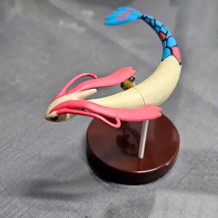 [BUNJANG] Pokemon 3D Figure Collection Milotic Swimming Form &amp; Others Set / 월말할인,7월까지판매)택포,초희귀품)1:40 포켓몬스터 입체도감 피규어 밀로틱 유영폼+기타