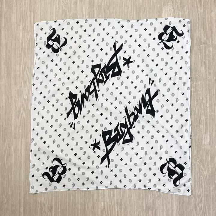 [BUNJANG] BIGBANG Official Bandana Ver. 1 / 빅뱅 공식 두건 ver.1 반다나