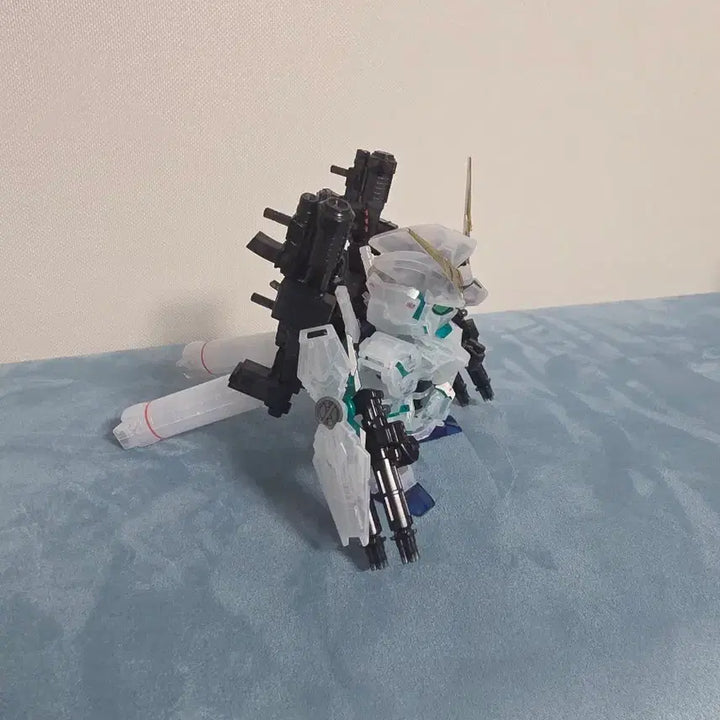 [BUNJANG] SD Neo Zeong Clear Model Kit (Assembled) / sd네오지옹 풀아머유니콘  클리어 가조립 팝니다
