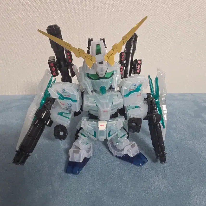 [BUNJANG] SD Neo Zeong Clear Model Kit (Assembled) / sd네오지옹 풀아머유니콘  클리어 가조립 팝니다