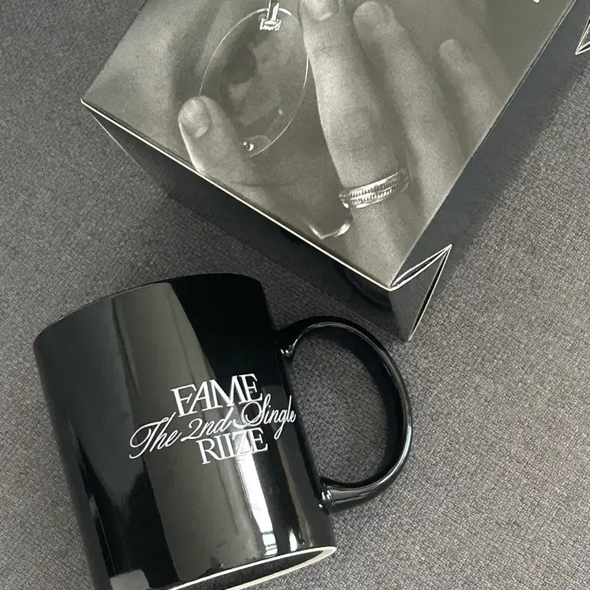 [BUNJANG] RIIZE Shotaro FAME Exhibition Mug Cup / 라이즈 쇼타로 FAME 전시회 머그컵 판매