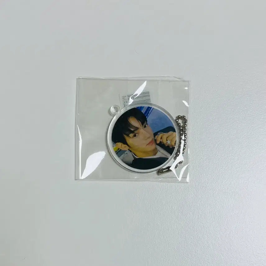 [BUNJANG] TWS Han Jin Last Bell Weverse POB Keyring / [미개봉] 투어스 한진 라스트벨 위버스 특전 키링