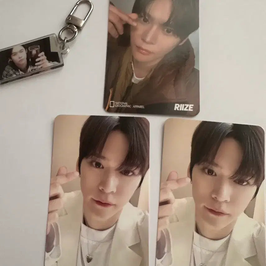 [BUNJANG] RIIZE Eunseok Photocard &amp; Acrylic Keychain Bundle Set / 라이즈 은석 포카 키링