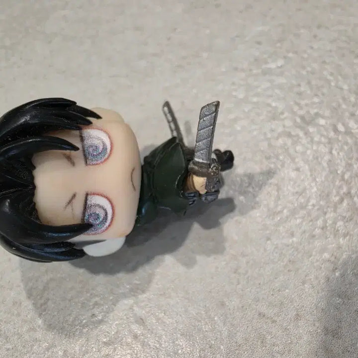 [BUNJANG] Attack on Titan Levi Classic Gacha Figure / 진격의 거인 리바이 고전 가챠 피규어