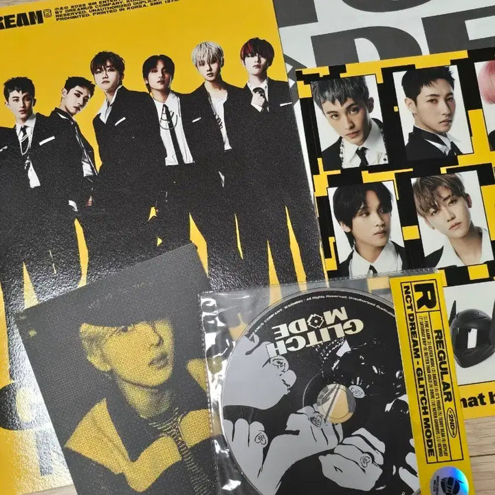[BUNJANG] NCT DREAM Glitch Mode Scratch Version Photobook / 엔시티드림 glitch mode 글리치모드 포토북 scratch 버전