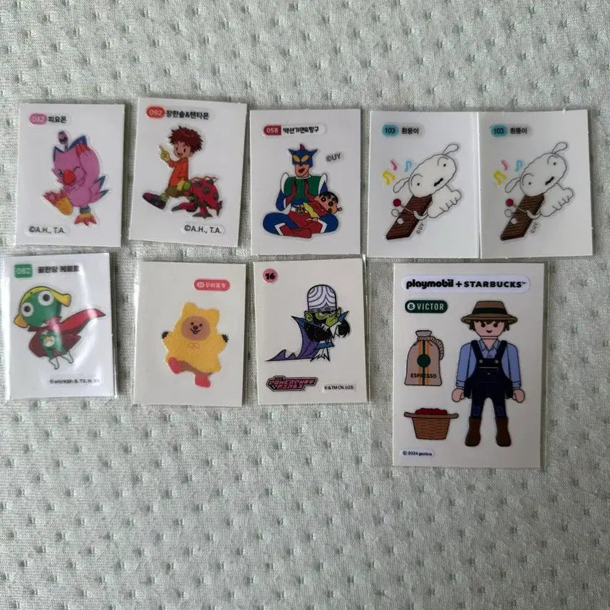 [BUNJANG] Assorted Sealed Stickers (Digimon, Keroro, Crayon Shin-chan, Playmobil) / 디지몬 케로로 짱구 등 각종 띠부씰 판매