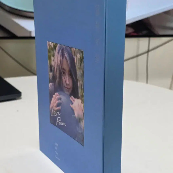 [BUNJANG] IU 2019 Love, Poem in Seoul Concert Blu-ray / [블루레이] 아이유 - 2019: Love, Poem in Seoul