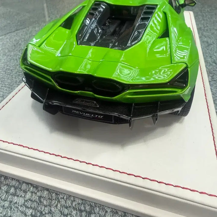 [BUNJANG] Lamborghini Revuelto 1/18 Scale Limited Edition / 람보르기니 라부엘토 1/18 리미티드에디션