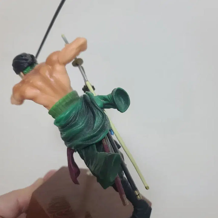 [BUNJANG] Zoro Unsealed Figure (No Box) / 조로 개봉품  노박스 원피스 피규어