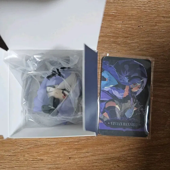 [BUNJANG] Zenless Zone Zero The Venti Collaboration Vivian Figure + Photocard Bundle Set / 젠레스 존 제로 더벤티 콜라보 비비안 피규어 + 포토카드