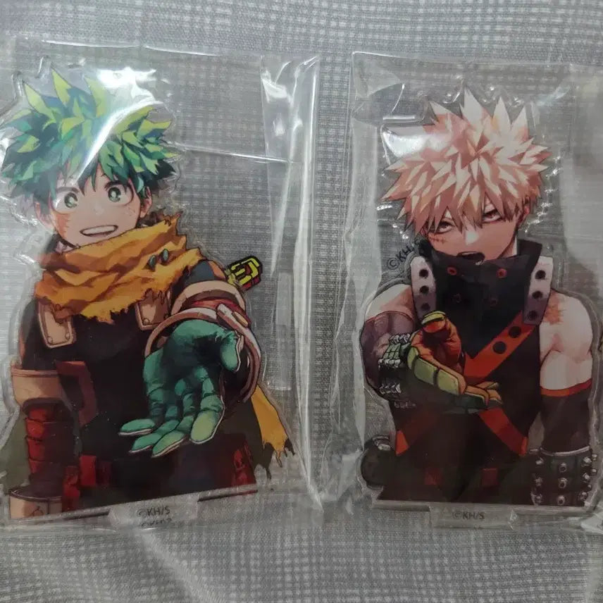 [BUNJANG] My Hero Academia Volume 42 Commemorative Lottery Acrylic Standee Set (Izuku Midoriya, Katsuki Bakugo) / 히로아카 42권 기념 추첨 아크릴 미도리야 바쿠고 일괄