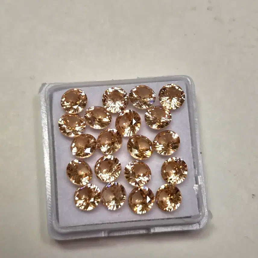 [BUNJANG] Natural Morganite Round Cut Gemstones (20 pcs, 5mm, 11.35 ctw) / 천연 모거나이트(모거나이트) 20개
