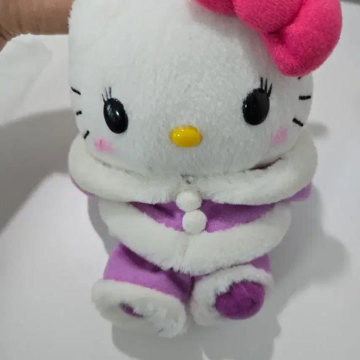 [BUNJANG] Sanrio Hello Kitty Plush Keyring / 고전 산리오 헬로키티 인형키링