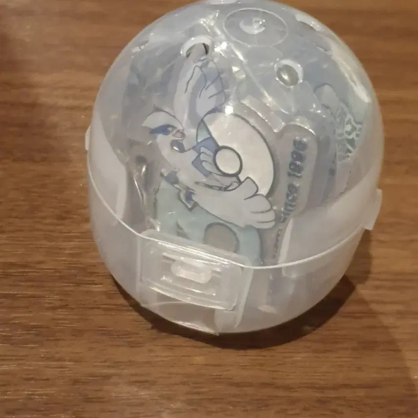 [BUNJANG] Pokemon 30th Anniversary Metal Charm / 포켓몬스터 포켓몬 30주년 기념 메탈 참 (뮤츠, 칠색조)