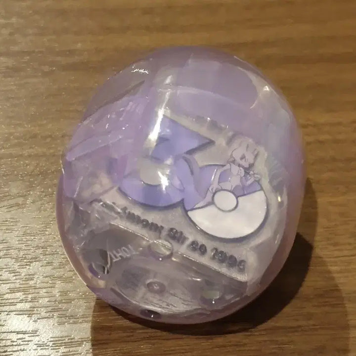 [BUNJANG] Pokemon 30th Anniversary Metal Charm / 포켓몬스터 포켓몬 30주년 기념 메탈 참 (뮤츠, 칠색조)