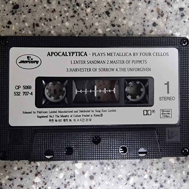 [BUNJANG] Apocalyptica Plays Metallica By Four Cellos Cassette Tape / 아포칼립티카 / 메탈리카 연주곡 [카세트 테이프]