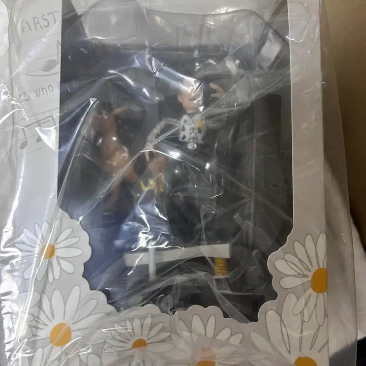 [BUNJANG] TheFirstFan G-Dragon PeaceMinusOne Record Figure / 더퍼스트팬 지드래곤 피스마이너스원 레코드 피규어