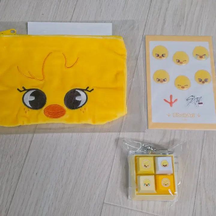 [BUNJANG] Stray Kids Felix Bbok Ari Kuji Keyring Pouch Sticker Bundle Set / 스트레이키즈 필릭스 스키주 뽁아리 쿠지 키링 파우치 스티커 일괄