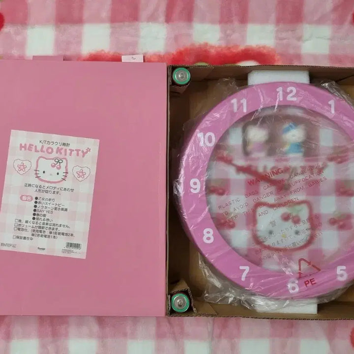 [BUNJANG] Sanrio Hello Kitty Cherry Karakuri Musical Wall Clock Vintage / 고전 키티 체리 카라쿠리 오르골 벽시계 빈티지