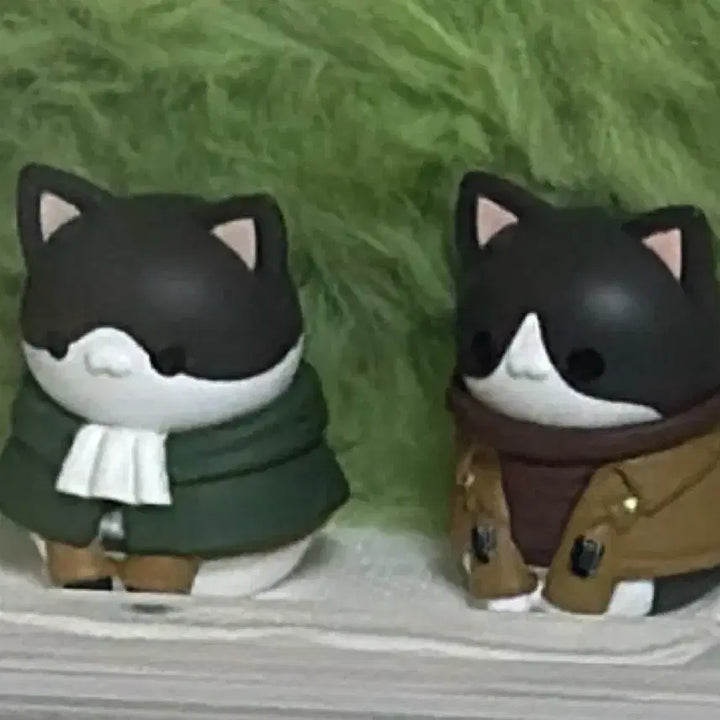 [BUNJANG] Attack on Titan Megacat Levi Mikasa Bundle Set / 진격의 거인 메가캣 리바이 미카사 일괄