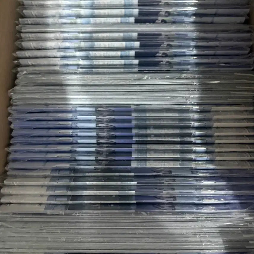 [BUNJANG] RIIZE Album Unsealed Photobook Set (2pcs) / 라이즈 앨범 미개봉 양도 포토북 세트(2장)