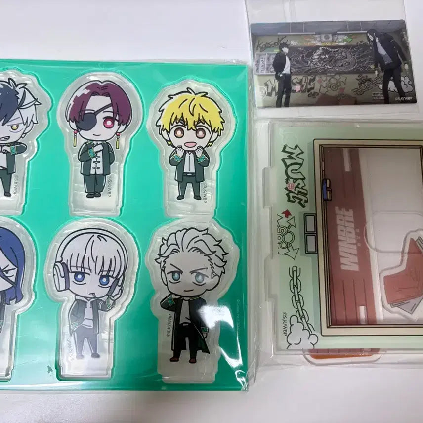 [BUNJANG] WINBRE Acrylic Photocard Holder Stand / 윈브레 아크릴 포카 홀더 스탠드 교실
