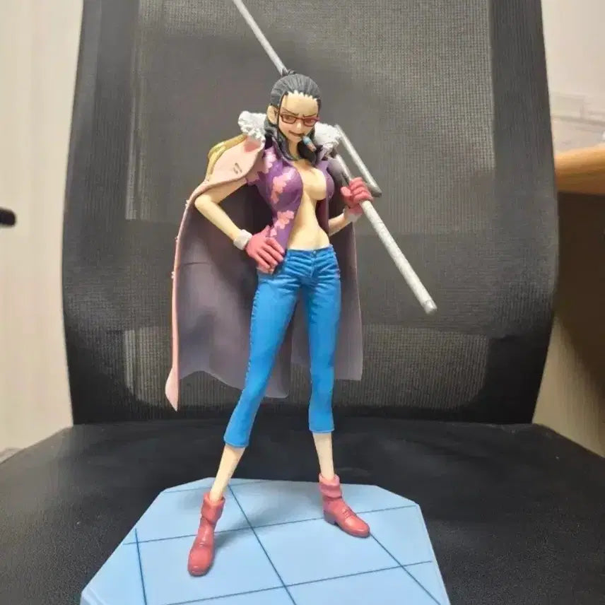 [BUNJANG] One Piece Tashigi Figure Smoker Ver. Last One Prize / [최저가/희귀] 원피스 타시기 피규어