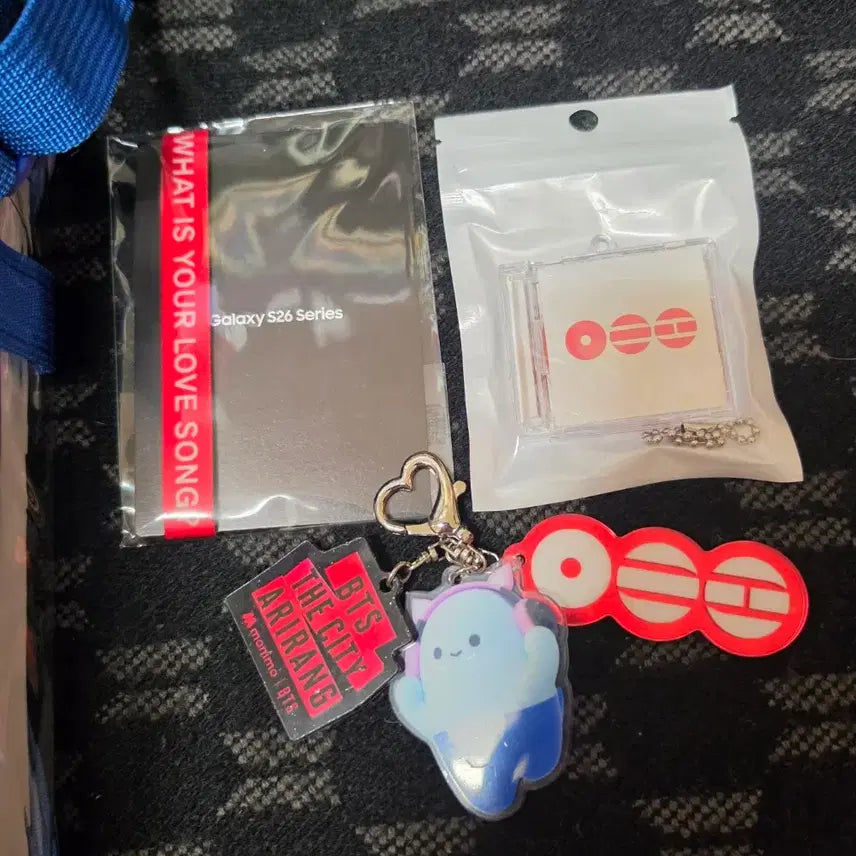 [BUNJANG] BTS Busan Arirang Concert Sealed Samsung Phone Strap Keychain Bundle Set / 방탄소년단 부산 미개봉 역조공