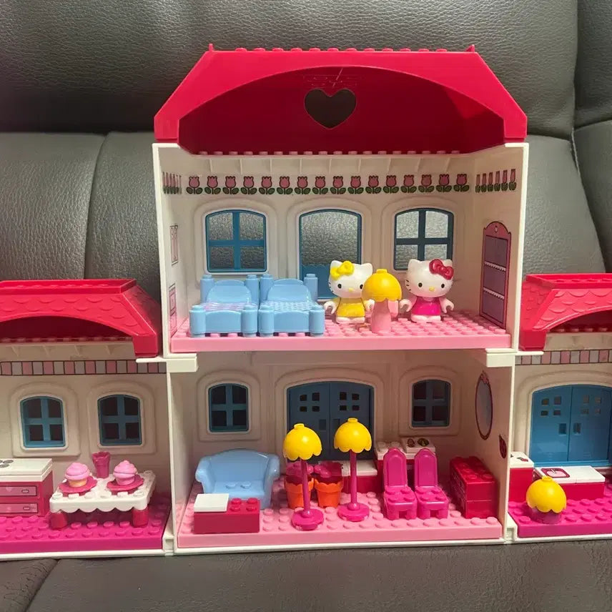 [BUNJANG] Mega Bloks Hello Kitty Compatible Building Set / 헬로키티 메가블럭 레고 호환