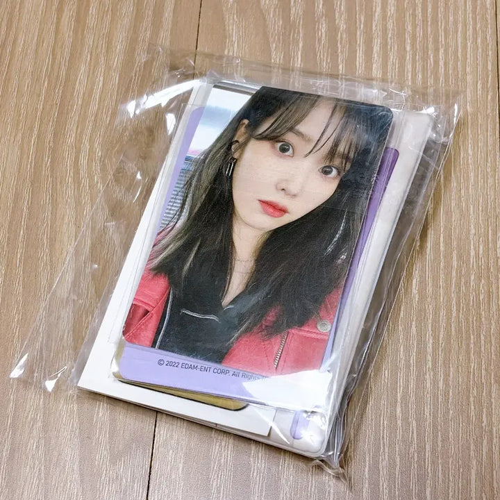 [BUNJANG] IU UENA 5th Fanclub Kit Full Set (IU Photocard) / 풀구성)아이유 유애나 5기 팬클럽키트 판매 (아이유포카)