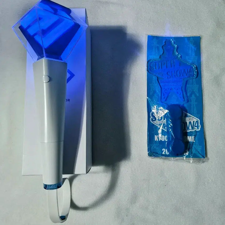 [BUNJANG] Super Junior Bundle Set Version 2 &amp; Japan Super Show 4 Light Stick / 슈퍼주니어 응원봉 일괄 양도 합니다