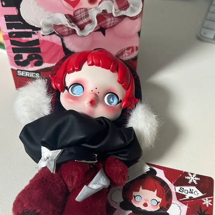 [BUNJANG] Pop Mart Skullpanda Winter Symphony Series Doll Keychain / 팝마트 스컬판다 겨울교향곡 시리즈 인형 키링