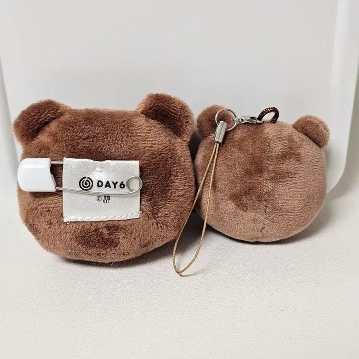 [BUNJANG] DAY6 Sungjin Soft Toy Badge &amp; Face Keyring (2025 Japan MD) / 데이식스 성진 방 엠디(소프트 토이 뱃지, 페이스키링)