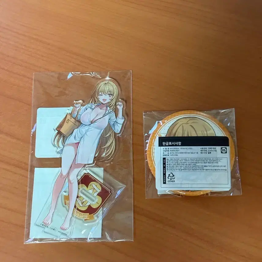 [BUNJANG] A Certain Scientific Railgun Acuphoria Acrylic Stand &amp; Can Badge Set / 어떤 과학의 심리장악 쿠지비키도 아크릴스탠드, 캔뱃지