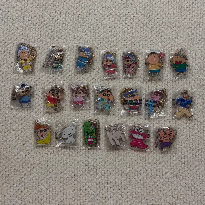 [BUNJANG] Crayon Shin-chan My Keyring 20-Piece Full Set (Sealed) / 미개봉, 20종 풀세트) 짱구 마이키링 20종 풀세트