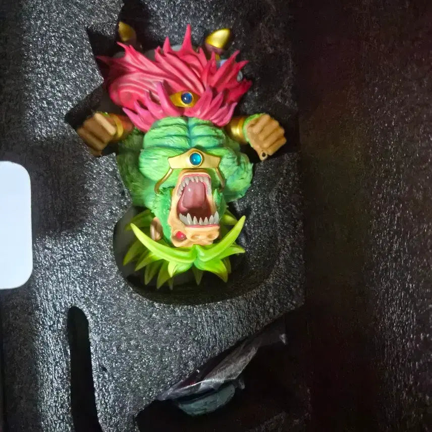 [BUNJANG] Crescent Studio Broly Oozaru Resin Figure / 브로리 오자루 레진 크레센트사 피규어 판매합니다.