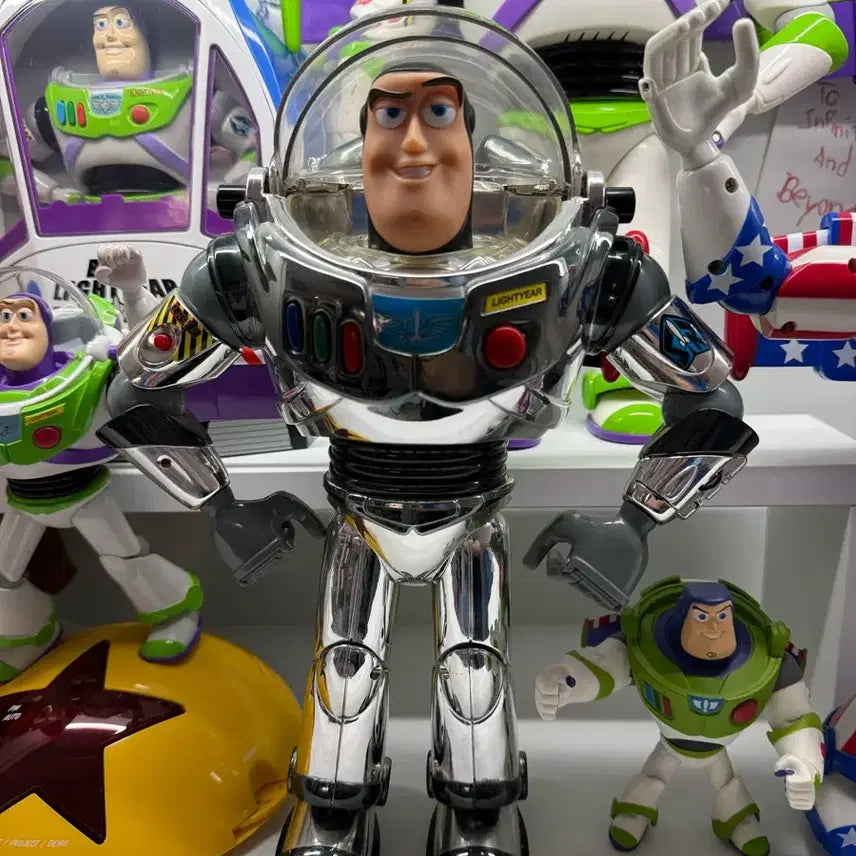 [BUNJANG] Thinkway 1995 Buzz Lightyear 1:1 Figure / 토이스토리 크롬버즈라이트이어 1995년 싱크웨이 1:1 피규어